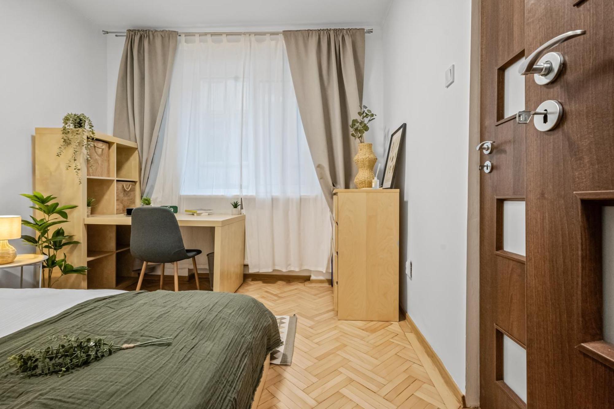 Earthy Escape - Central Apt With Balcony Bucharest Exterior photo